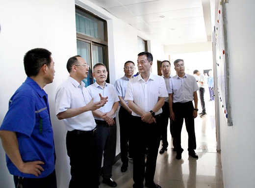 孔濤深入新橋礦業開展高溫慰問暨安全生產督導