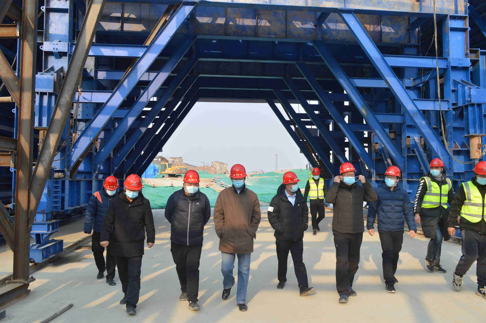 市領導來集團開展春節慰問活動